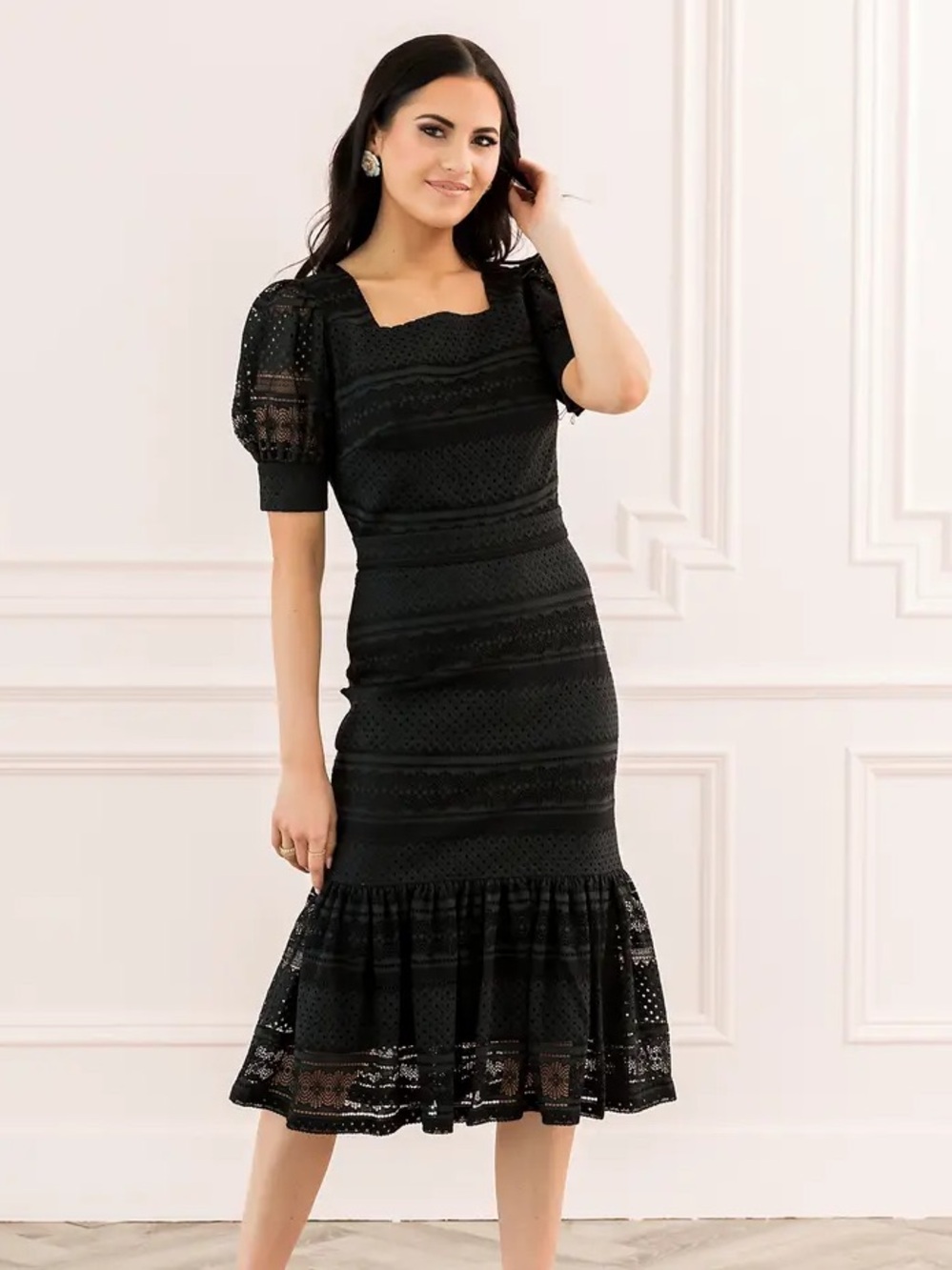 Rachel Parcell Elegant Black Lace Midi Dress with Square Neck